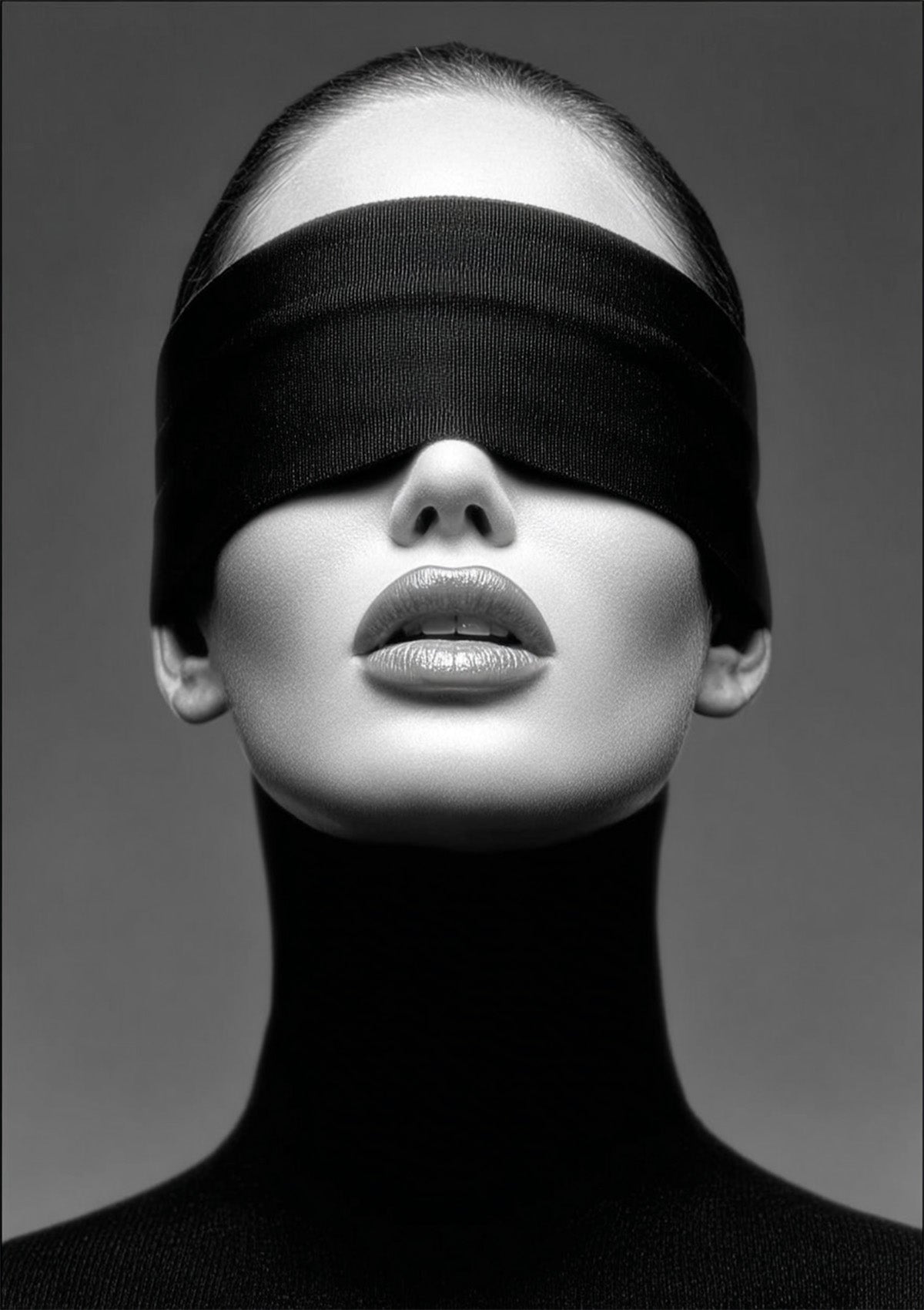 Obsidian Glance